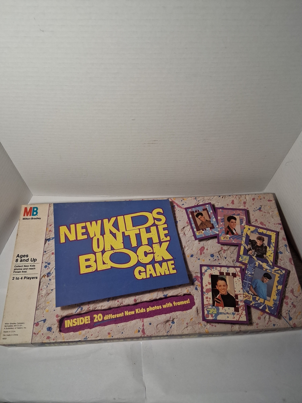 Milton Bradley New Kids on the Block Board Game - Blue